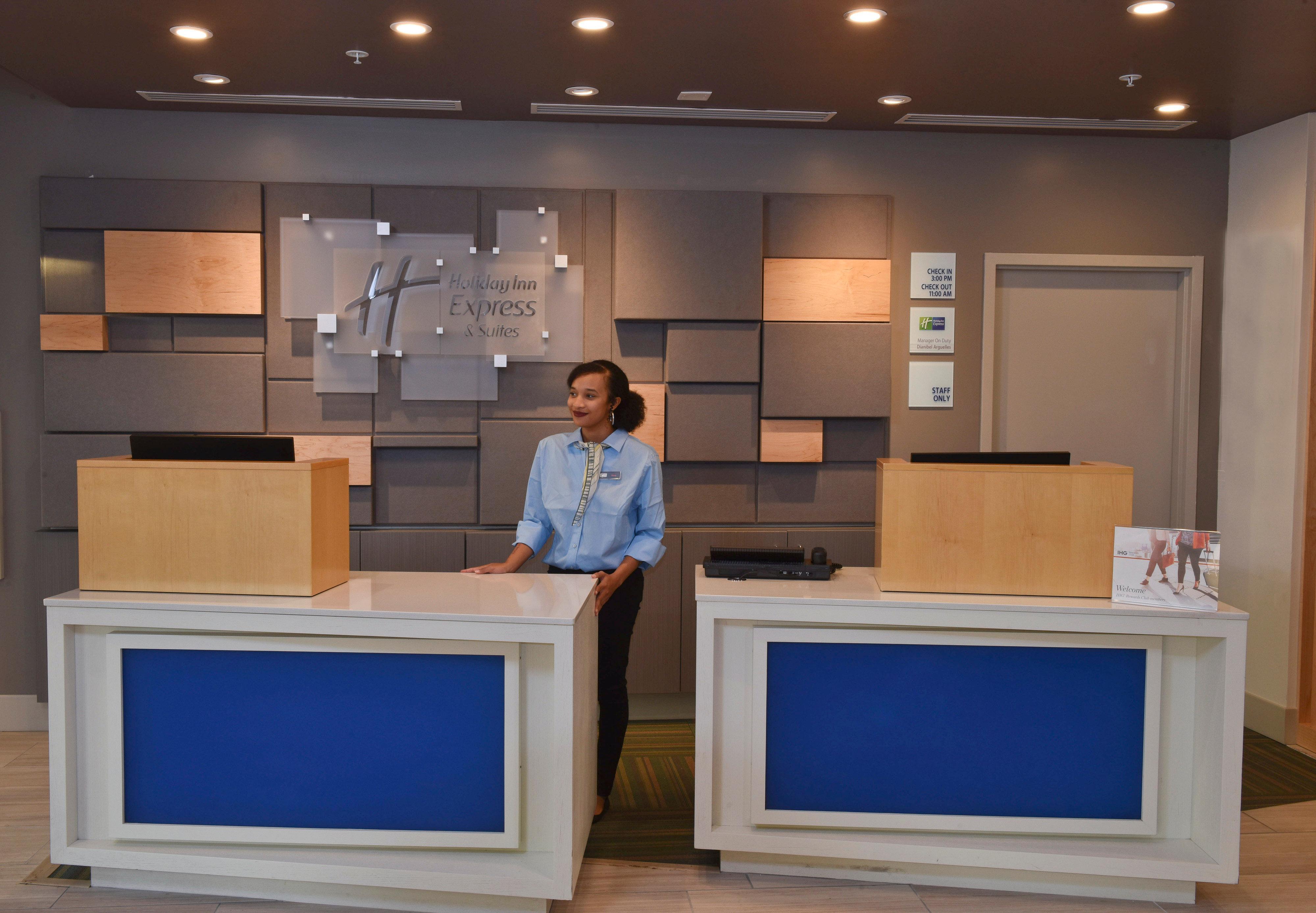 Holiday Inn Express & Suites - Orlando - Southeast By Ihg Lake Hart Exterior foto