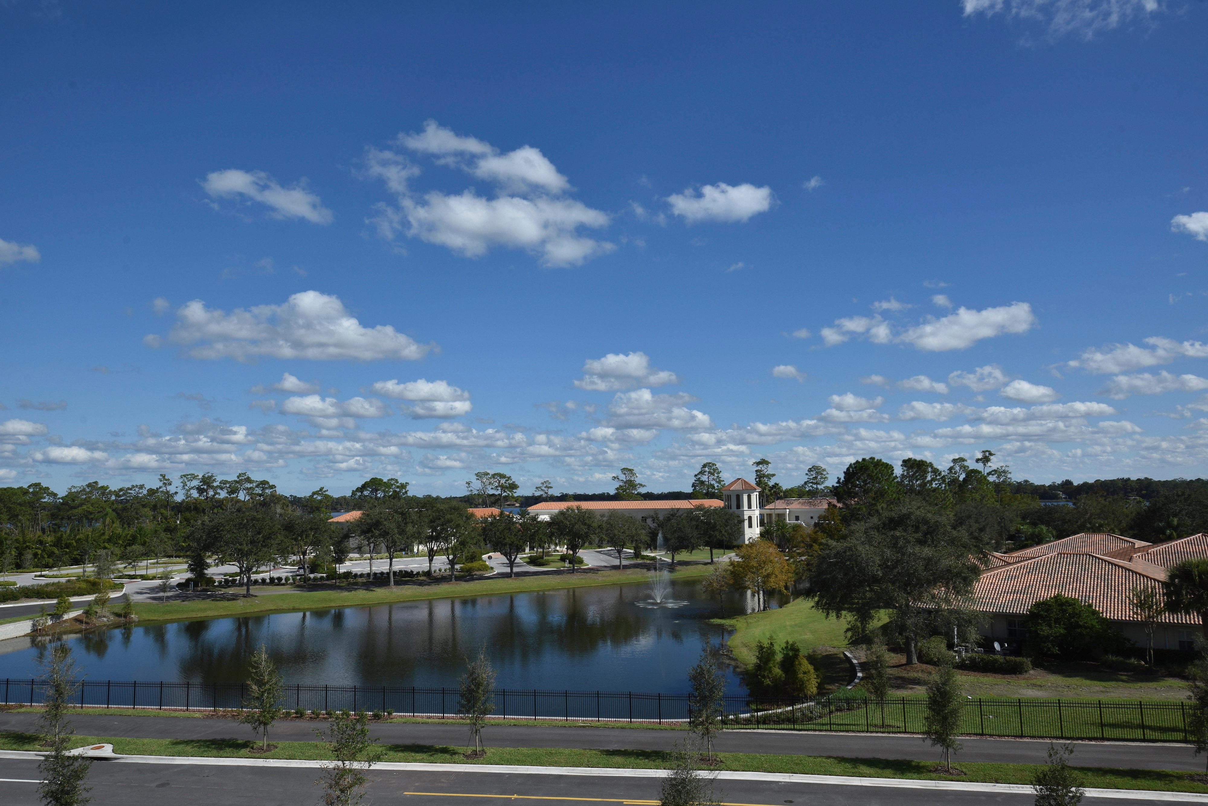 Holiday Inn Express & Suites - Orlando - Southeast By Ihg Lake Hart Exterior foto